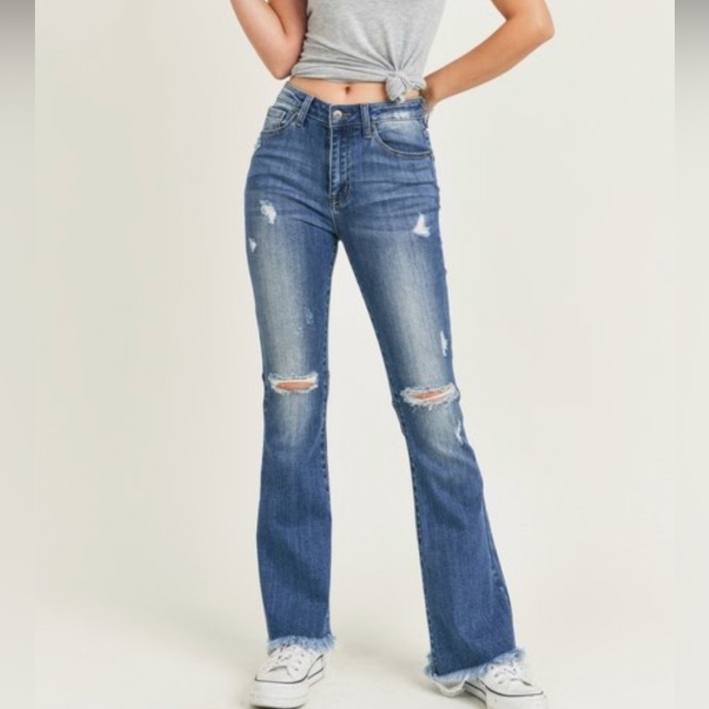 NWT Risen Los Angeles “Cassidy” distressed flare jeans